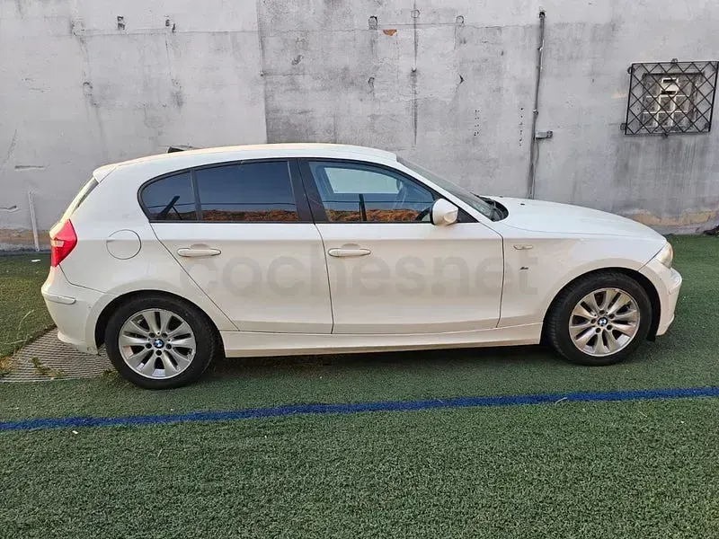Usado BMW 116 115 CV (84 kW) 2009 Blanco Utilitario