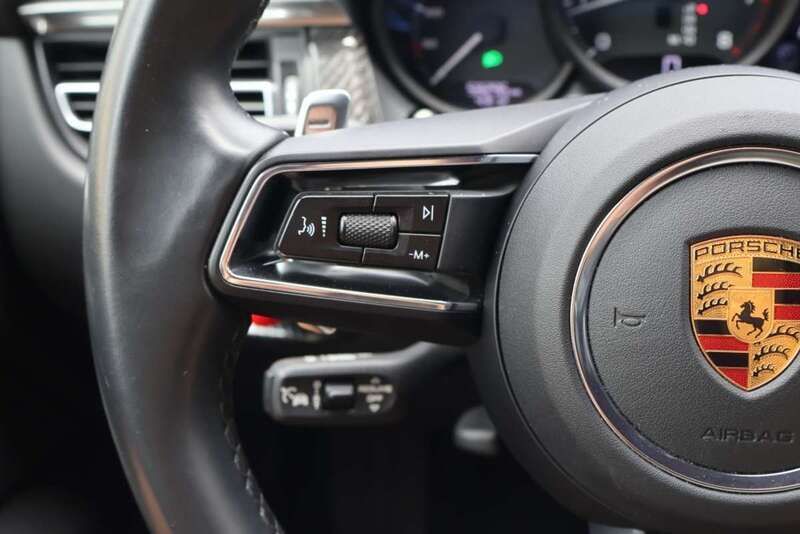 Usado Porsche Macan 245 CV (180 kW) 2020 Gris SUV