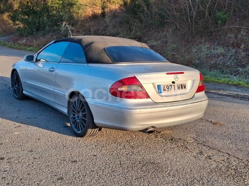 Usado Mercedes CLK320 Avantgarde 224 CV (164 kW) 2007 Gris / plata Descapotable