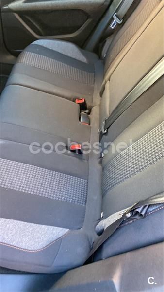 Usado Peugeot 3008 Active 130 CV (95 kW) 2017 Azul SUV