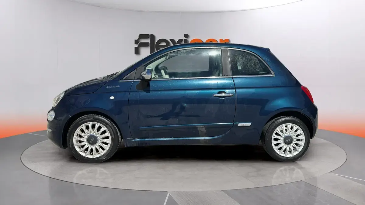 Usado Fiat 500 Dolcevita 71 CV (52 kW) 2021 Azul Berlina