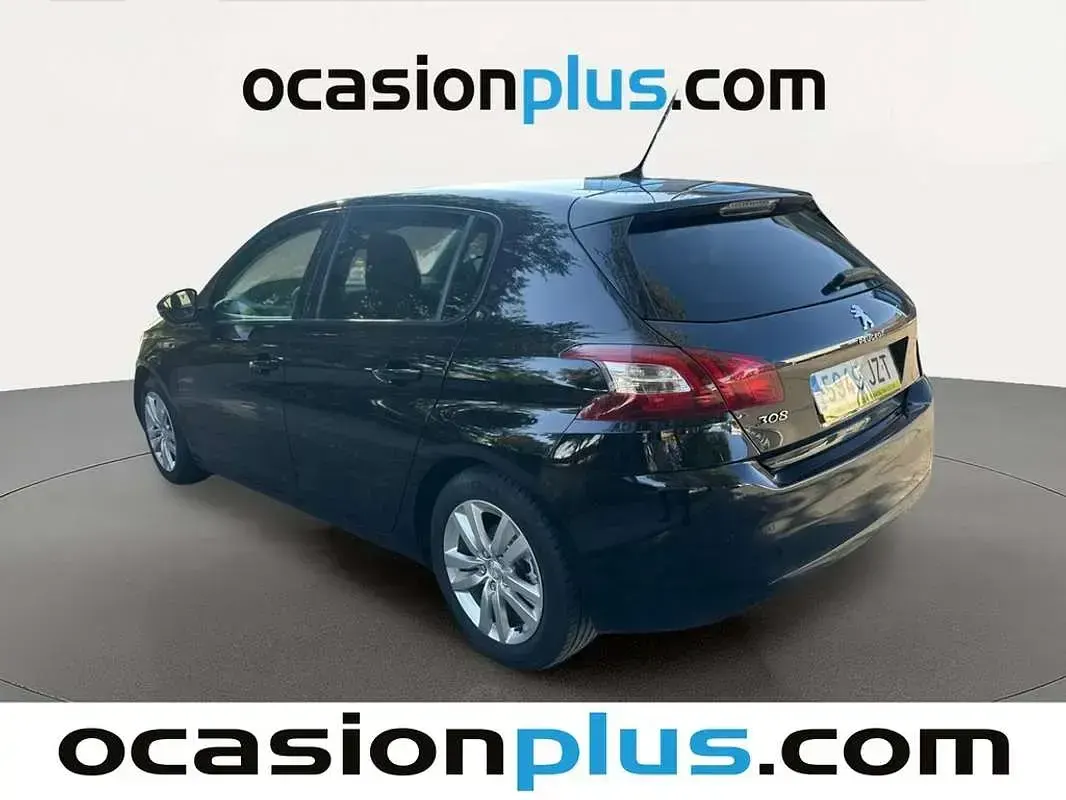 Usado Peugeot 308 Style 110 CV (80 kW) 2017 Negro Utilitario