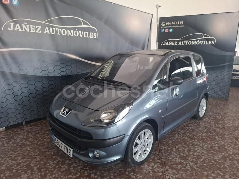 Gris / plata Usado 2007 Peugeot 1007 Utilitario | 4990 € - Imagen 1/4