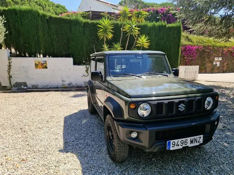 Usado Suzuki Jimny 102 CV (75 kW) 2024 Verde SUV