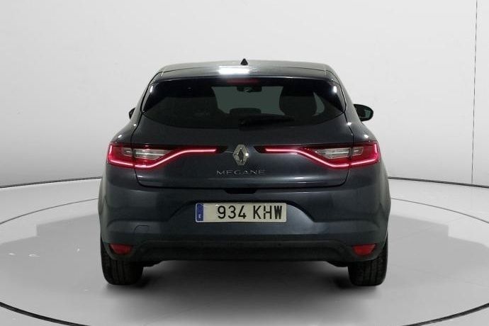 Usado Renault Mégane IV Intens 101 CV (74 kW) 2018