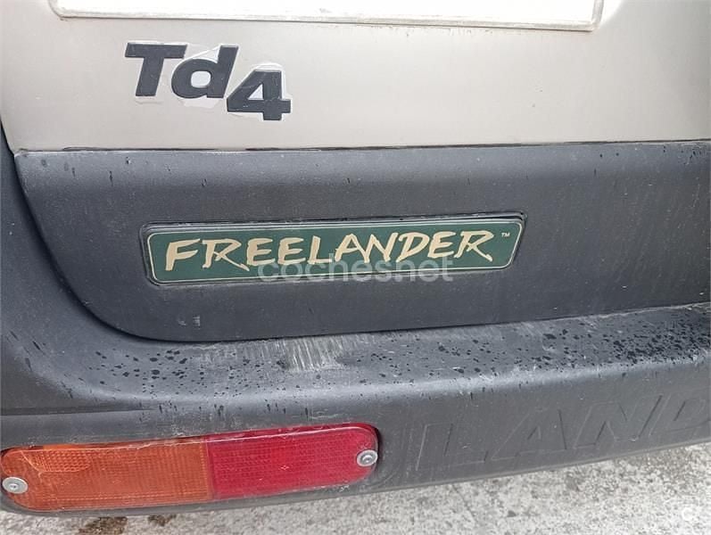Usado Land Rover Freelander 110 CV (80 kW) 2000 Gris / plata SUV