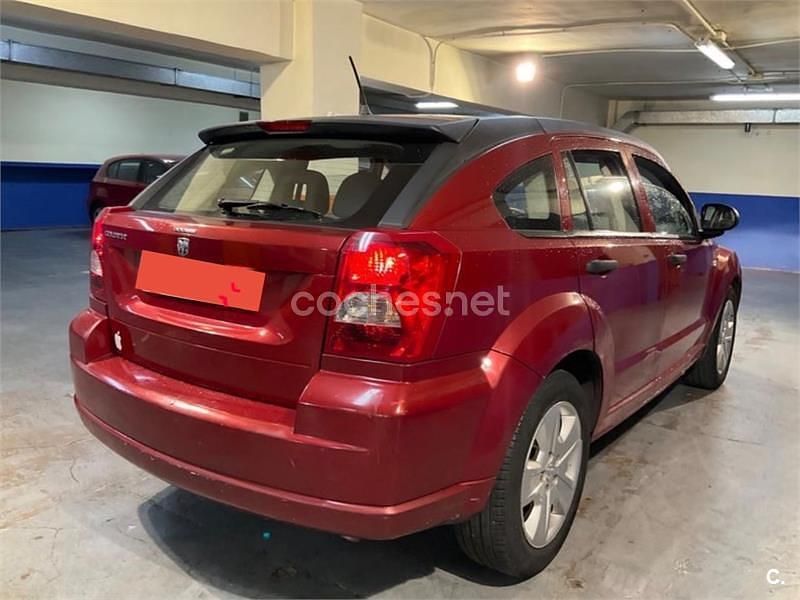 Usado Dodge Caliber SXT 156 CV (114 kW) 2006 Rojo Utilitario