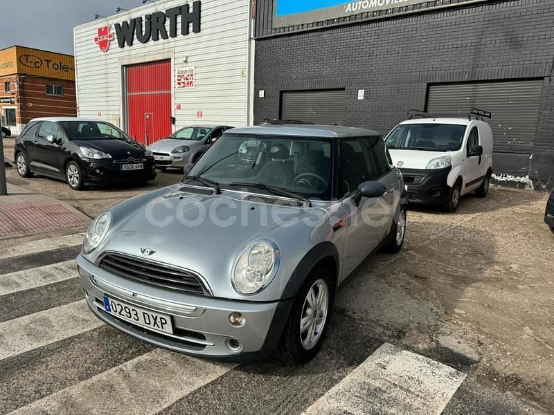 Gris / plata Usado 2006 Mini ONE Utilitario | 5499 € (Precio justo) - Imagen 1/4