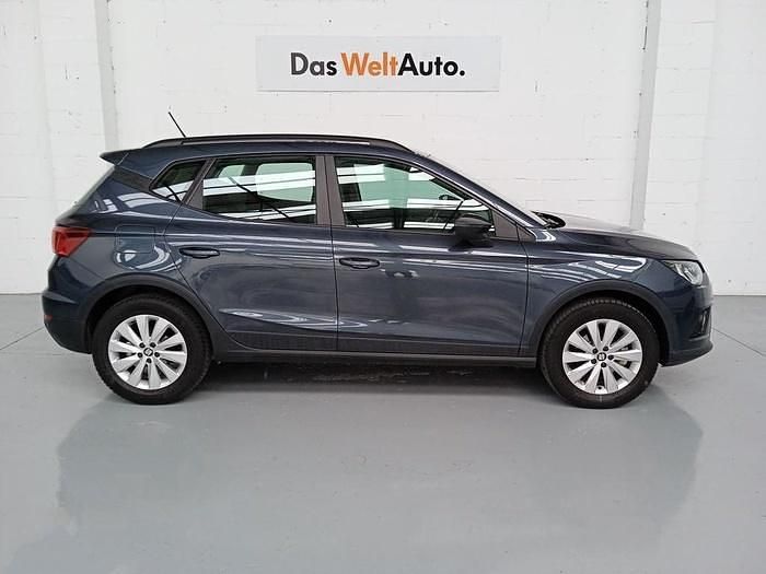 Usado Seat Arona Ecomotive 115 CV (84 kW) 2020 Gris SUV
