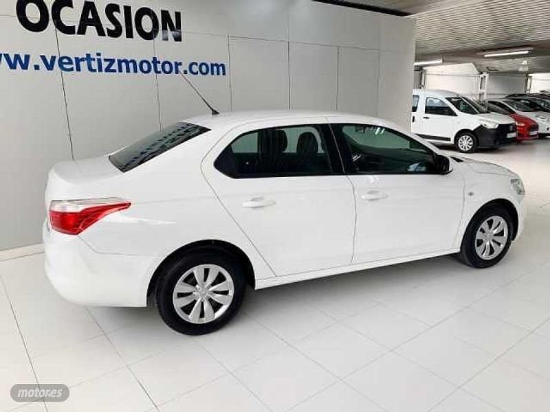 Usado Citroën C-Elysee I Seduction 100 CV (73 kW) 2016 Blanco Berlina