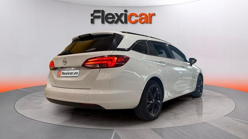 Usado Opel Astra Ultimate 122 HP (89 kW) 2021 Branco Carrinha