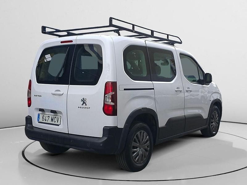 Usado Peugeot Rifter Business-Line 102 CV (75 kW) 2022 Blanco Monovolumen