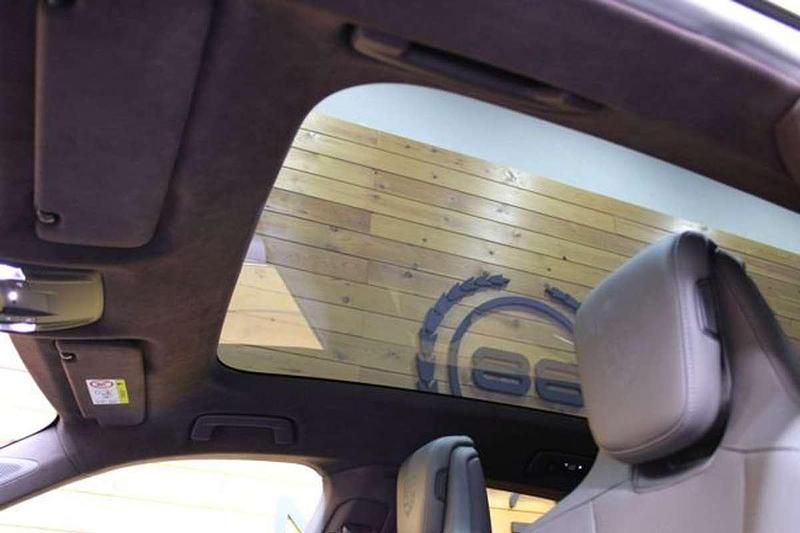 Usado Porsche Taycan Cross Turismo 419 kW (571 CV) 2022 Gris Familiar