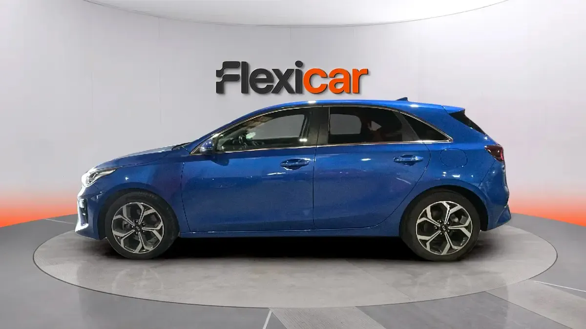 Usado Kia Ceed 115 CV (84 kW) 2020 Azul Utilitario