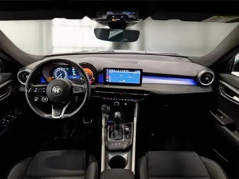 Usado Alfa Romeo Tonale Edizione Speciale 280 CV (205 kW) 2023 Gris / plata SUV