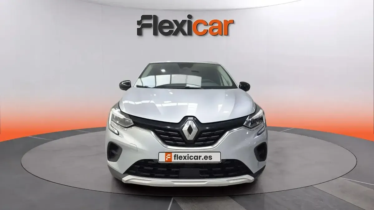 Usado Renault Captur Equilibre 101 CV (74 kW) 2023 Gris SUV