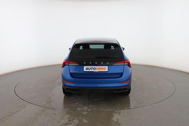 Usado Skoda Scala Style 150 CV (110 kW) 2020 Azul Utilitario