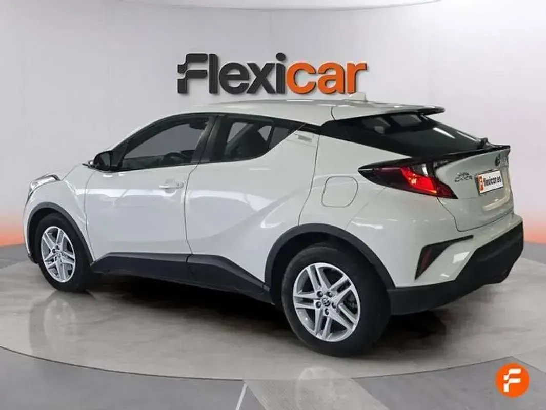 Usado Toyota C-HR Active 122 CV (89 kW) 2022 Blanco SUV