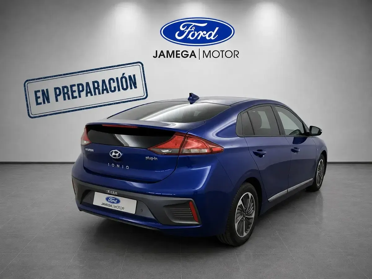 Usado Hyundai Ioniq 141 CV (103 kW) 2022 Azul Utilitario