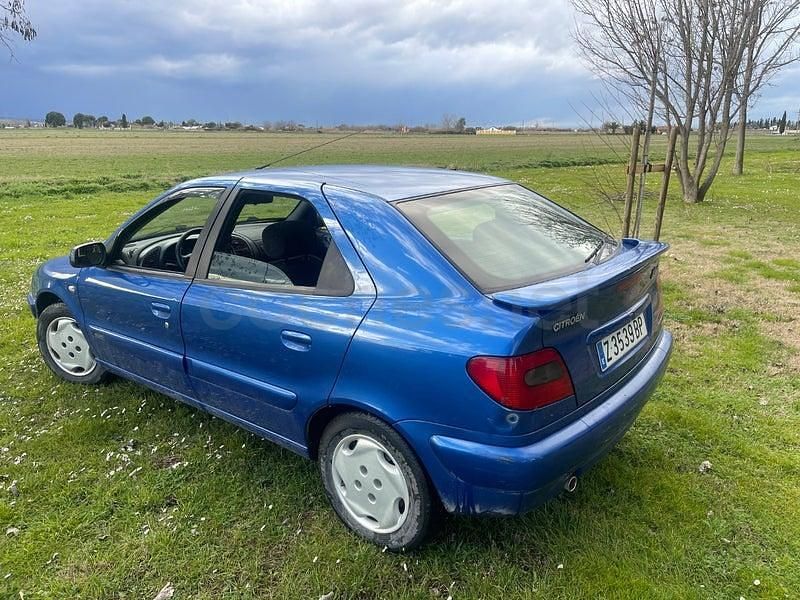 Usado Citroën Xsara Exclusive 110 CV (80 kW) 2000 Azul Berlina