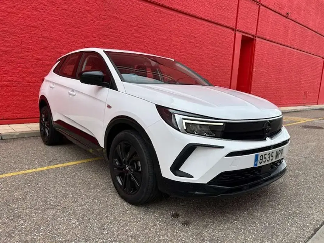 Usado Opel Grandland X S 131 CV (96 kW) 2024 Blanco SUV
