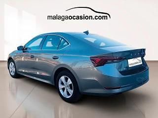 Usado Skoda Octavia Ambition 150 CV (110 kW) 2023 Gris Berlina