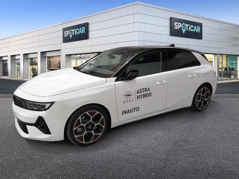 Blanco Usado 2023 Opel Astra Berlina | 30.000 € (Un poco caro) - Imagen 1/3