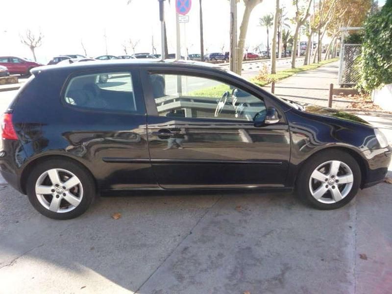 Usado VW Golf IV Conceptline 90 CV (66 kW) 2006 Negro Utilitario