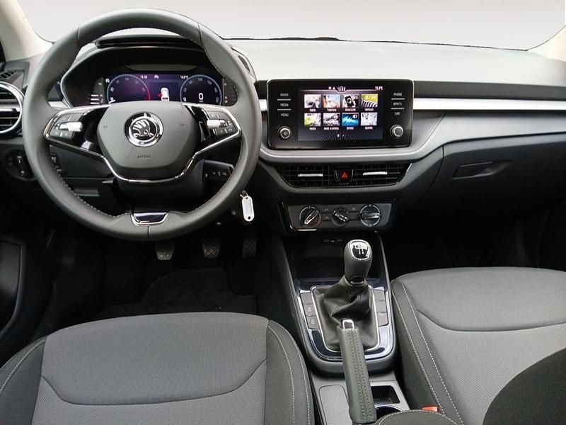 Blanco Usado 2023 Skoda Fabia Ambition | 15.390 € (Precio justo) - Imagen 1/1