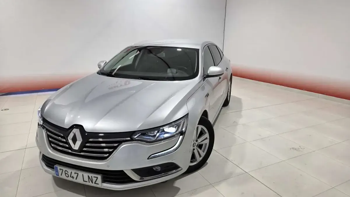 Usado Renault Talisman 150 CV (110 kW) 2021 Gris Berlina