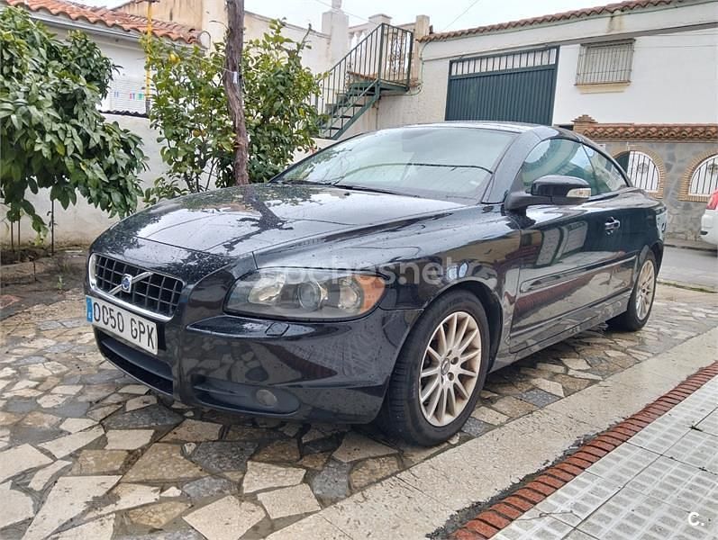 Usado Volvo C70 Momentum 150 CV (110 kW) 2009 Negro Descapotable