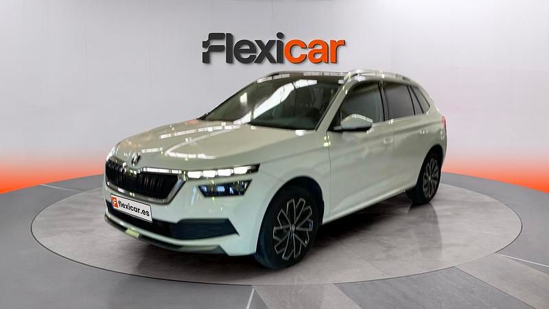 Usado Skoda Kamiq Ambition 115 CV (84 kW) 2021 Blanco SUV