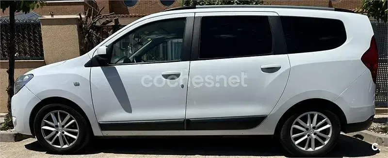 Używany Dacia Lodgy Lauréate 109 KM (80 kW) 2018 Biały Minivan