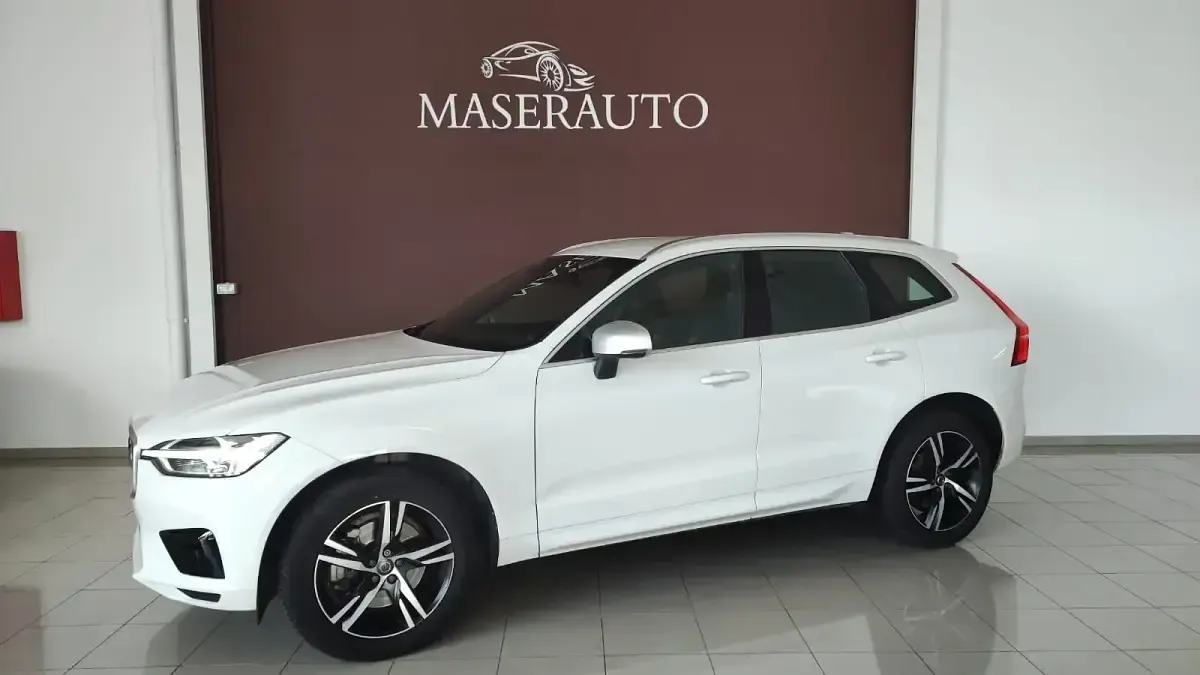Usado Volvo XC60 R-Design 190 CV (139 kW) 2018 Blanco SUV