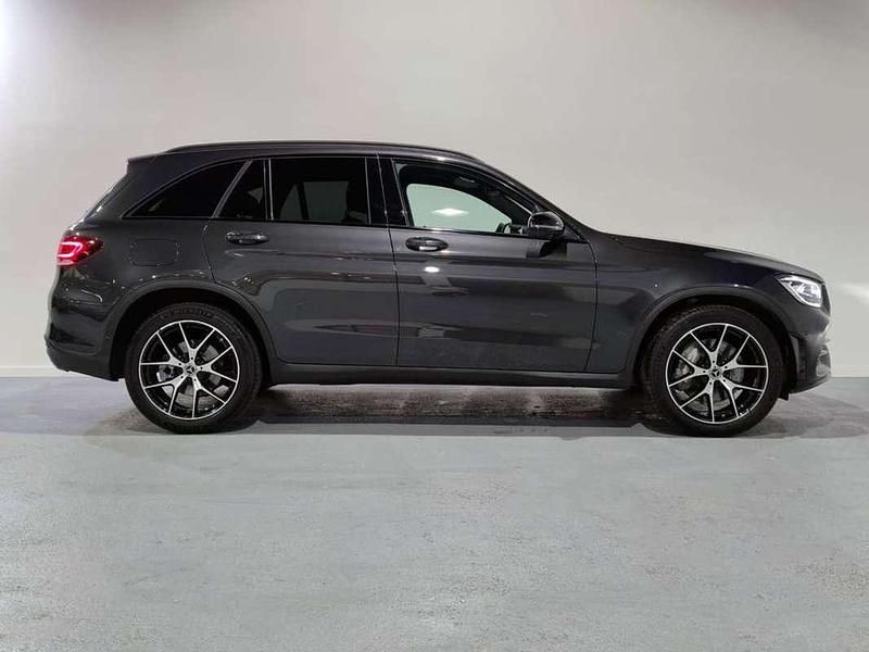 Usado Mercedes GLC300 245 CV (180 kW) 2021 Gris SUV