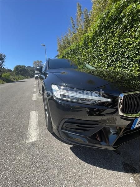 Usado Volvo V60 Kinetic 150 CV (110 kW) 2019 Negro Familiar