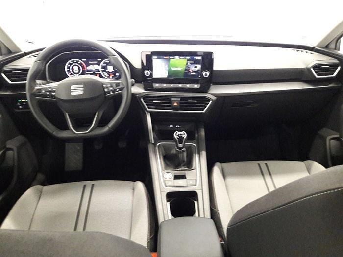 Usado Seat Leon Style 116 CV (85 kW) 2025 Blanco Familiar