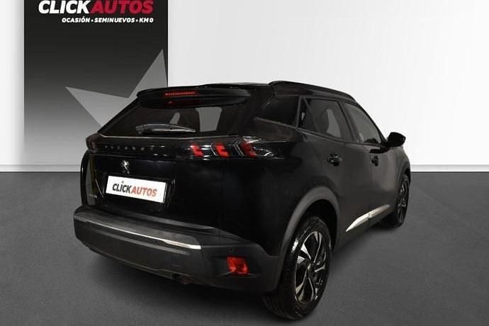 Usado Peugeot 2008 Allure 100 CV (73 kW) 2023 Gris SUV