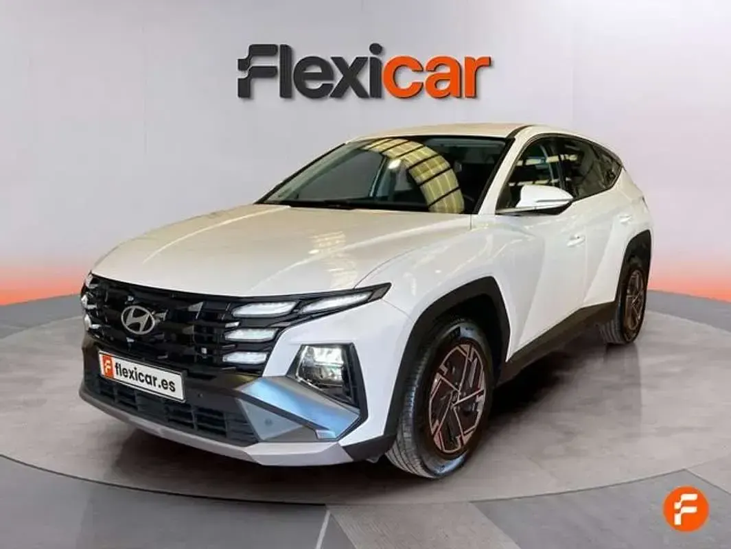 Usado Hyundai Tucson Blackline 150 CV (110 kW) 2025 Blanco SUV
