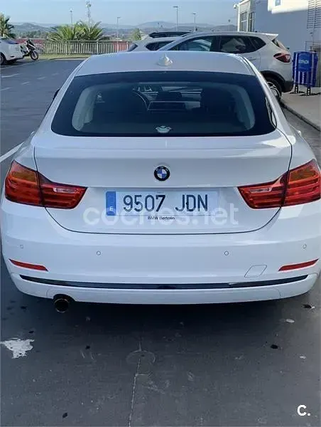 Usado BMW 420 Gran Coupé Sport Line 184 CV (135 kW) 2015 Blanco Coupe