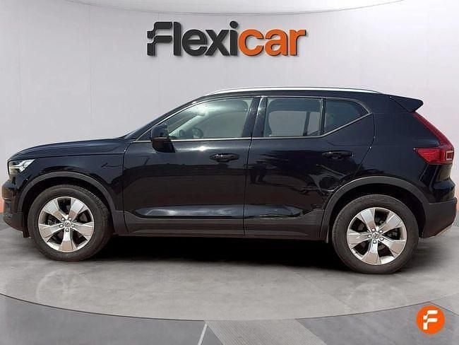 Usado Volvo XC40 Momentum 163 CV (119 kW) 2021 Negro SUV