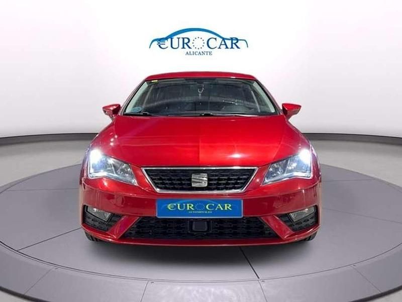 Usado Seat Leon ST Reference 116 CV (85 kW) 2018 Burdeos Familiar