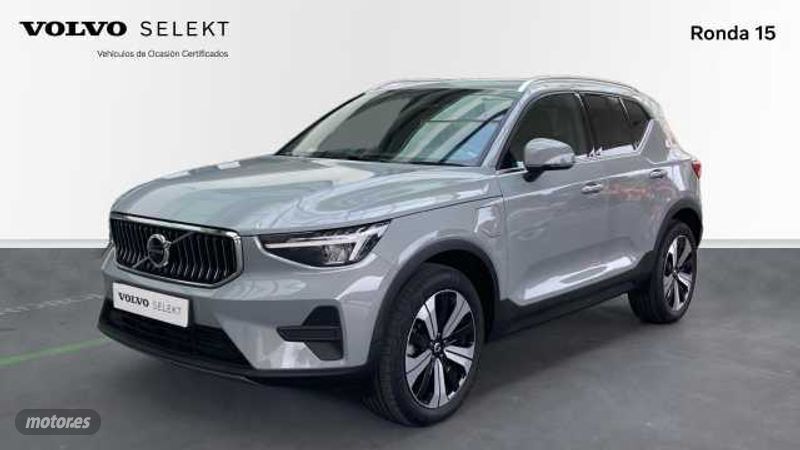 Gris Usado 2023 Volvo XC40 Plus SUV | 39.950 € - Imagen 1/4
