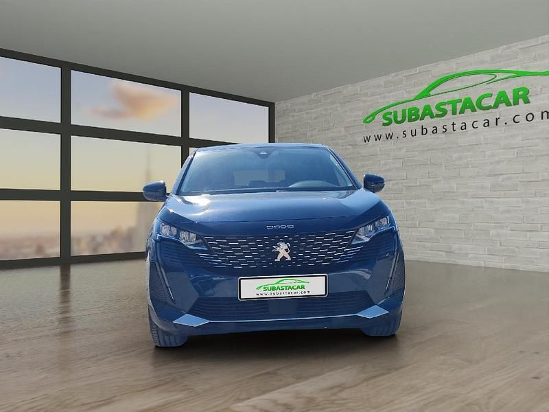 Usado Peugeot 3008 Allure 130 CV (95 kW) 2022 Verde SUV