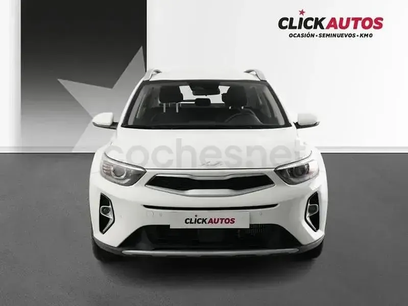 Usado Kia Stonic 100 CV (73 kW) 2025 Blanco SUV
