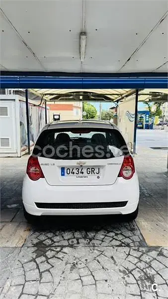 Usado Chevrolet Aveo LS 100 CV (73 kW) 2009 Blanco Berlina