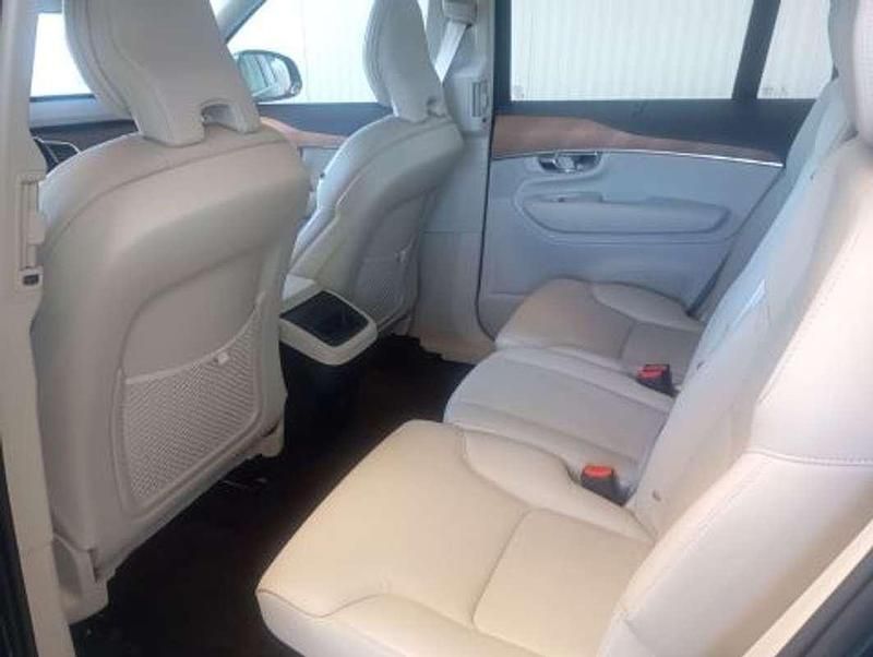 Usado Volvo XC90 Inscription 235 CV (172 kW) 2022 Gris SUV