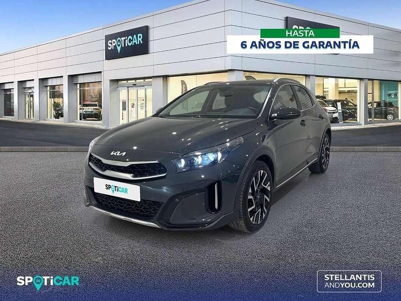 Gris Usado 2024 Kia XCeed SUV | 20.490 € - Imagen 1/4