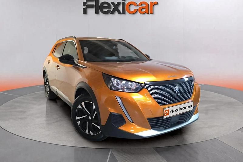 Naranja Usado 2023 Peugeot 2008 Allure SUV | 13.490 € (Buen precio) - Imagen 1/4