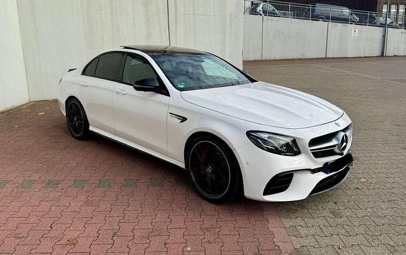 Usado Mercedes E63 AMG AMG 612 CV (450 kW) 2019 Blanco Berlina